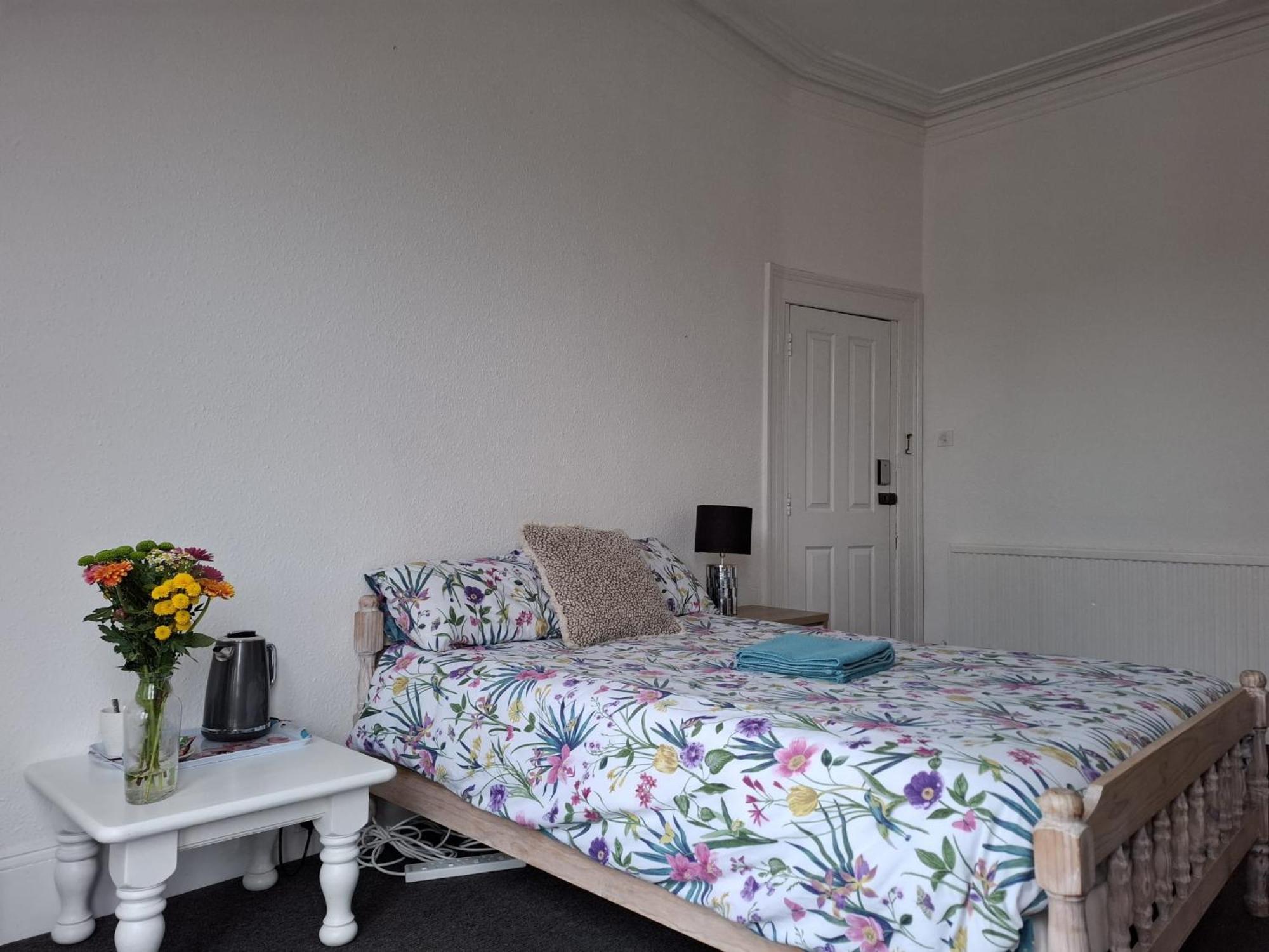Freedom Park Villas, * Plymouth